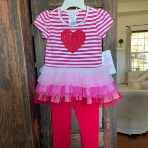 Bonnie baby girl 18m NWT 2 pc valentine heart boutique